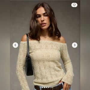 BNWT-American Eagle Off Shoulder Sweater